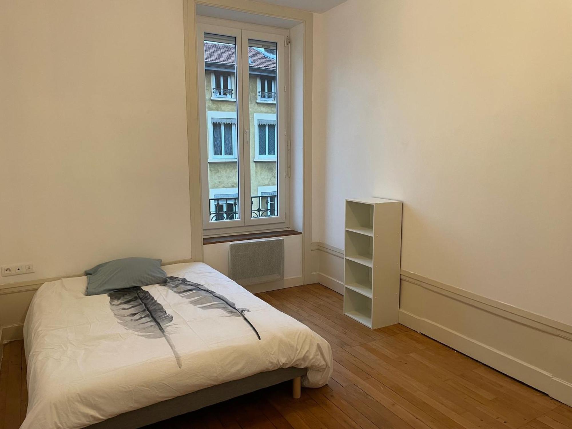 6 Couchages Proche Centre Location Tarif Special Longue Duree Apartment